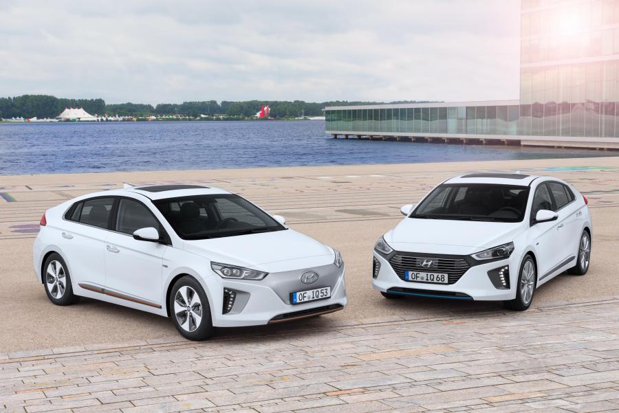  Hyundai IONIQ electric 2016 года  (WW) (фото 31 из 41)